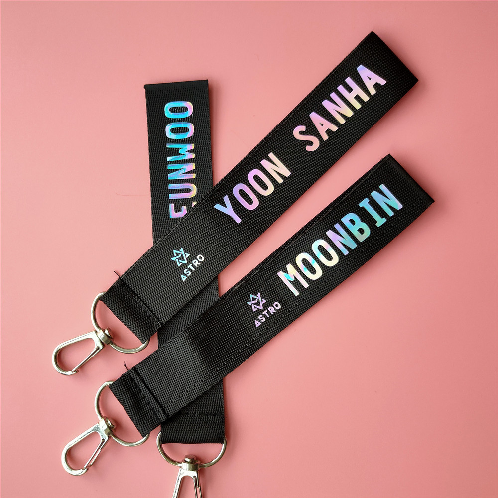 아이돌스 아스트로 키체인 레이저 컬러풀 핸드폰 줄 문빈 - Phone Accessories And Names 리뷰 및 가격