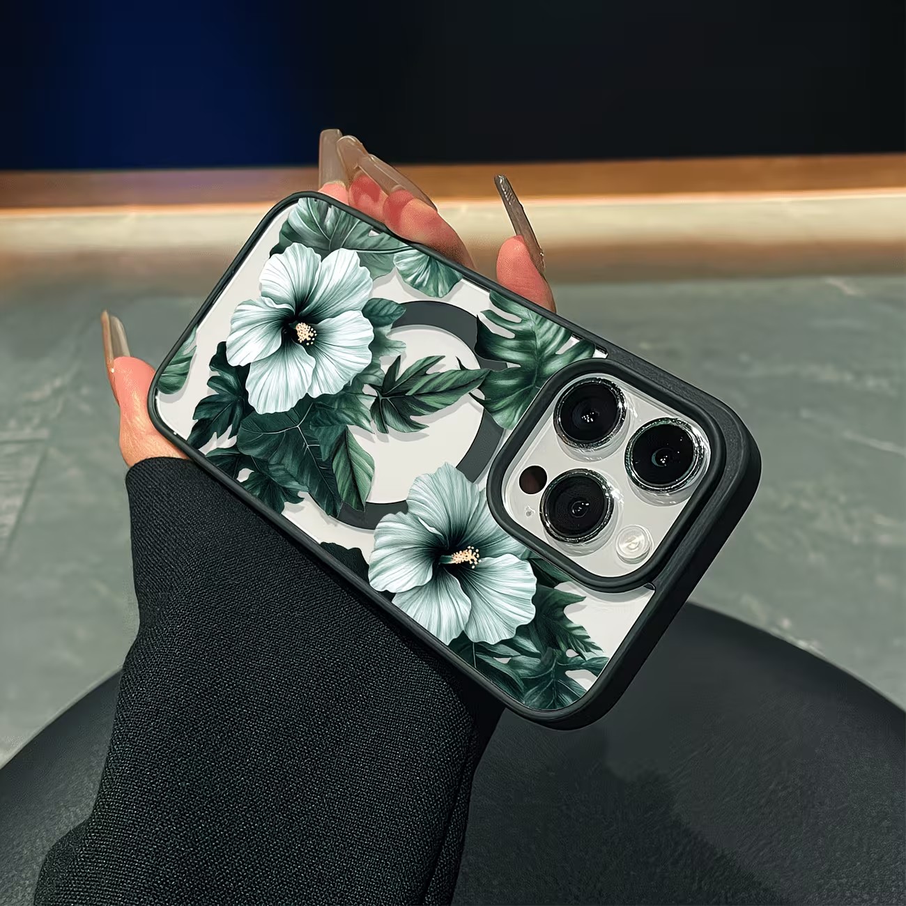그린 플로럴 프린트 폰 케이스 (아이폰 17, 16,  - Phone Accessories Iphone 리뷰 및 가격